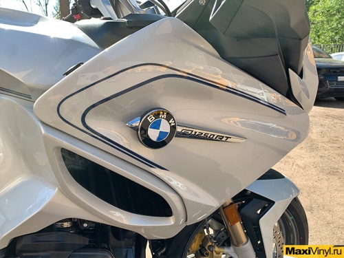 Полная оклейка мотоцикла BMW R1250RT в полиуретан